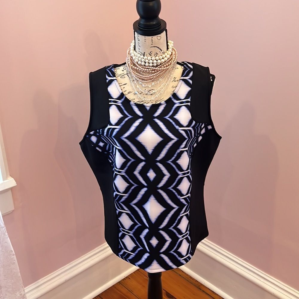 NWT Lane Bryant 14/16 Navy Blue Scuba Zipper Back Geo Tribal Aztec Print Top
